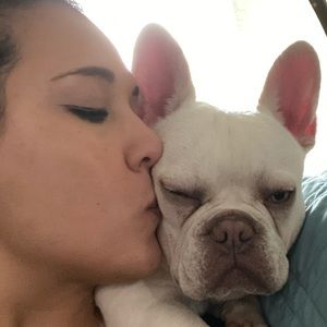 Meet your Posher, Anahi